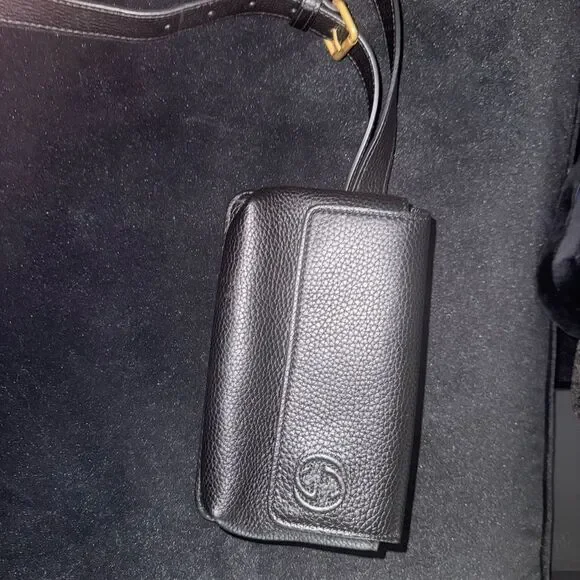 Brand new with box and dustbag Gucci Black Leather belt bag